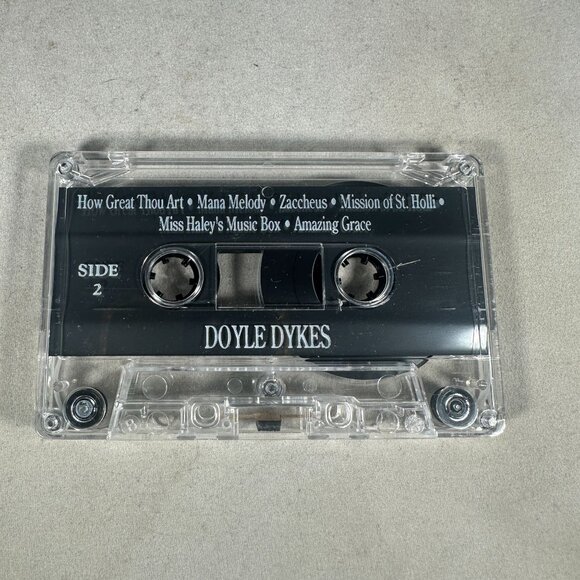 Doyle Dykes Fingerstyle Guitar Audio Cassette Tape 1980s Instrumental Acoustic - Picture 4 of 4